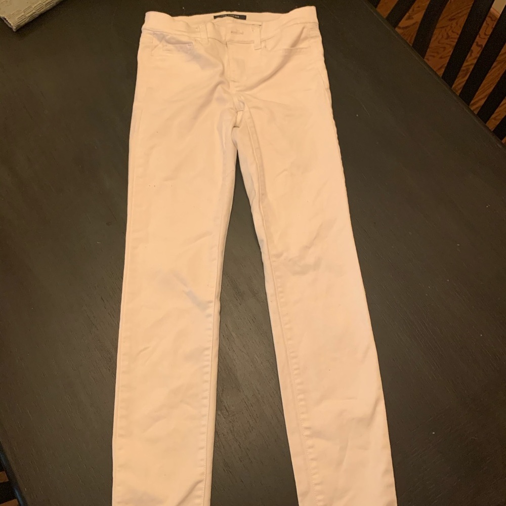 White skinny jeans